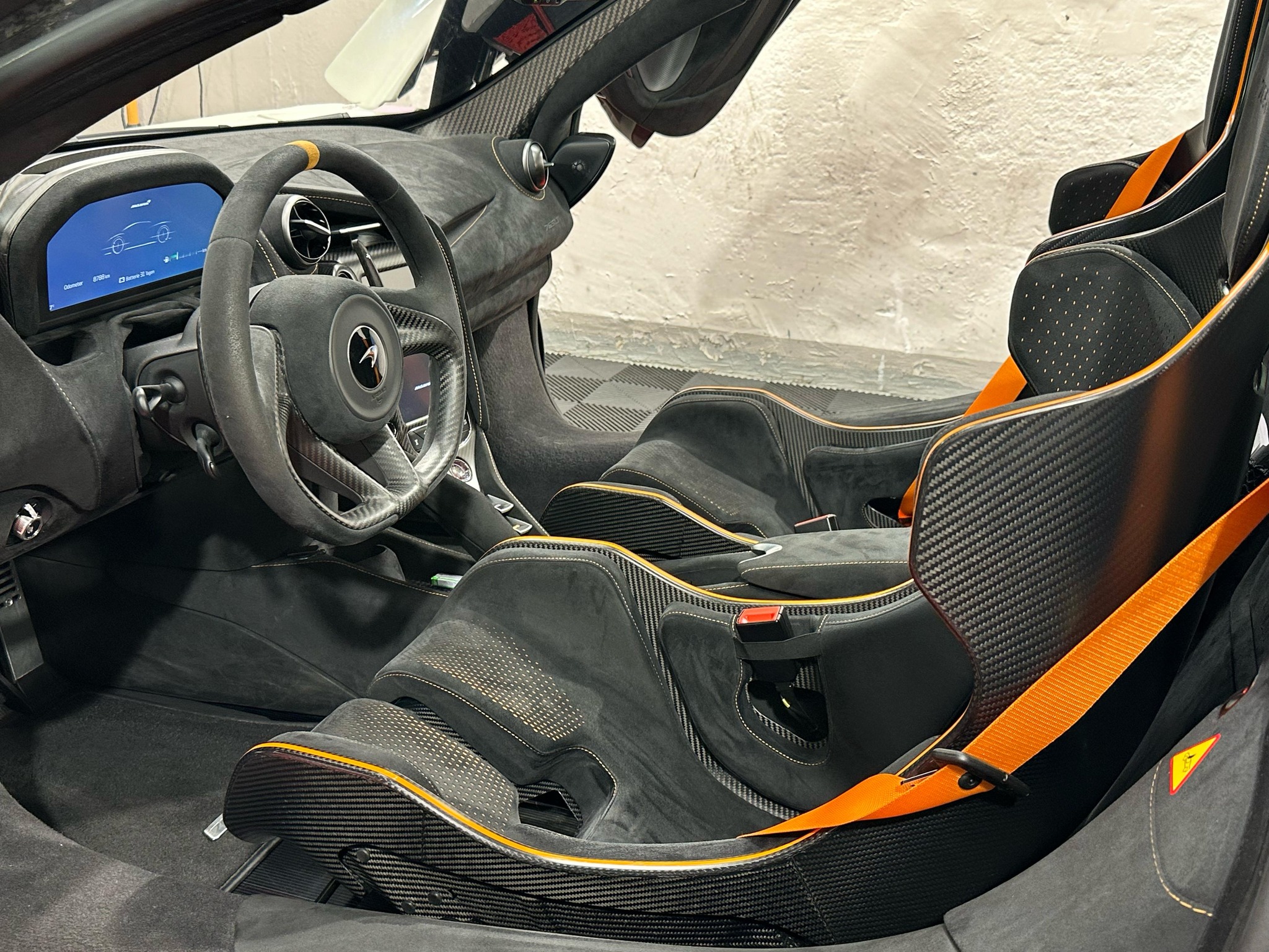 TS Detailing luxury car