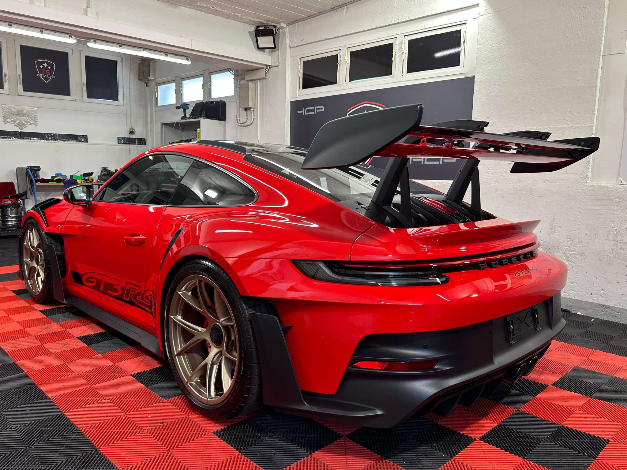 TS Detailing luxury car